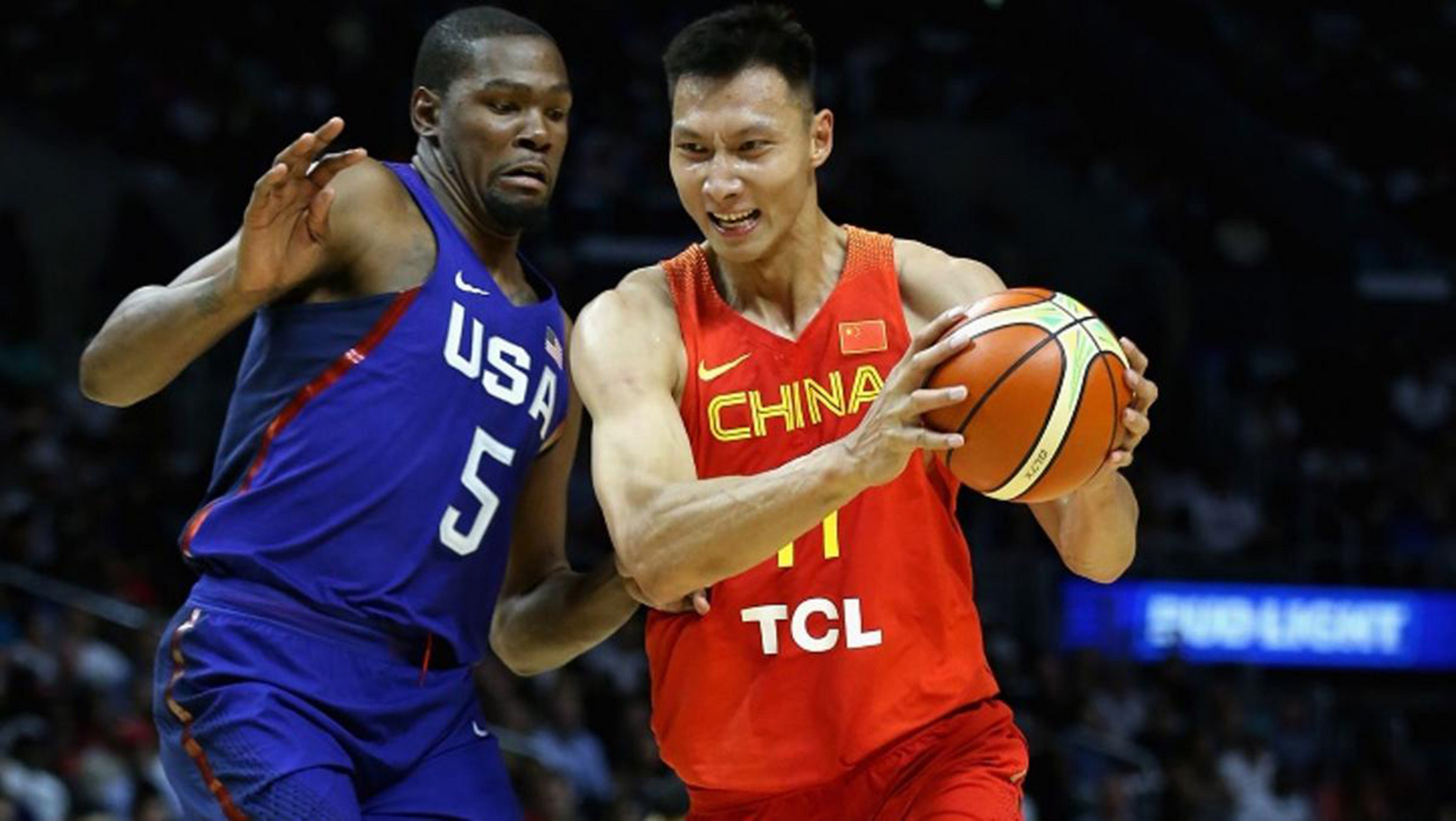 包含中国男篮热身赛：易建联发挥出色，带领队伍取得胜利的词条
