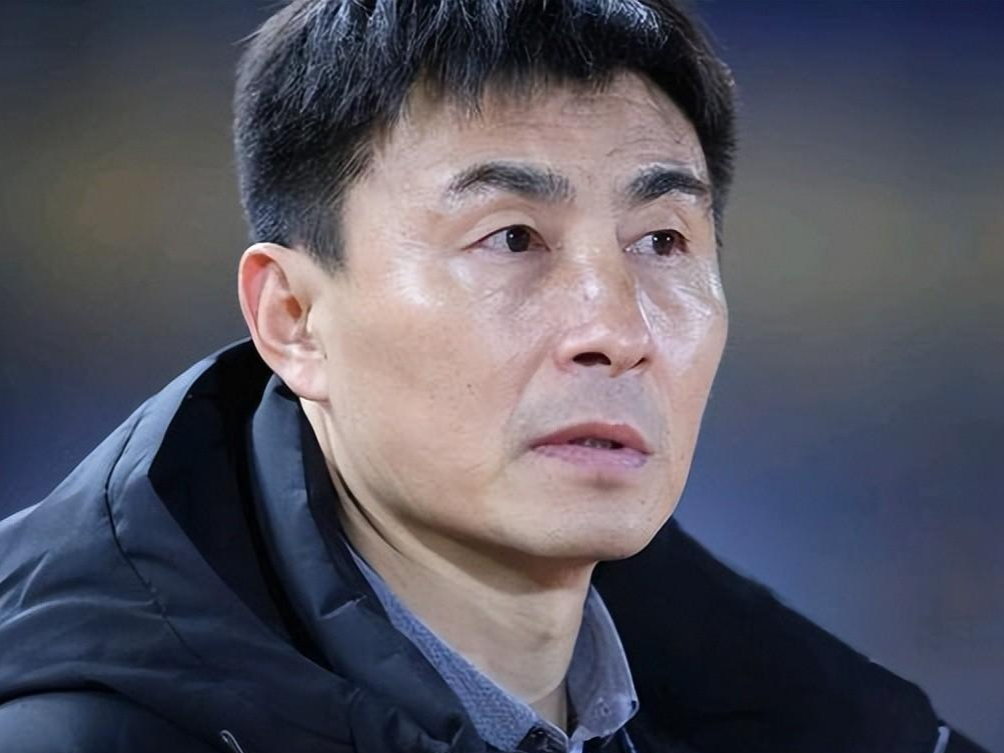 包含都灵兵败如山倒，陷入保级泥潭的词条