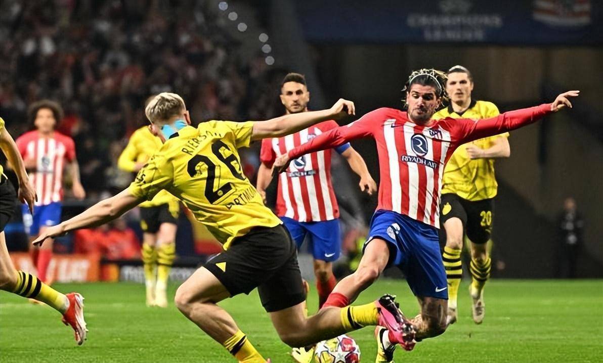 门兴球员表现出色,主场作战轻松取胜 门兴球员表现出色,主场作战轻松取胜