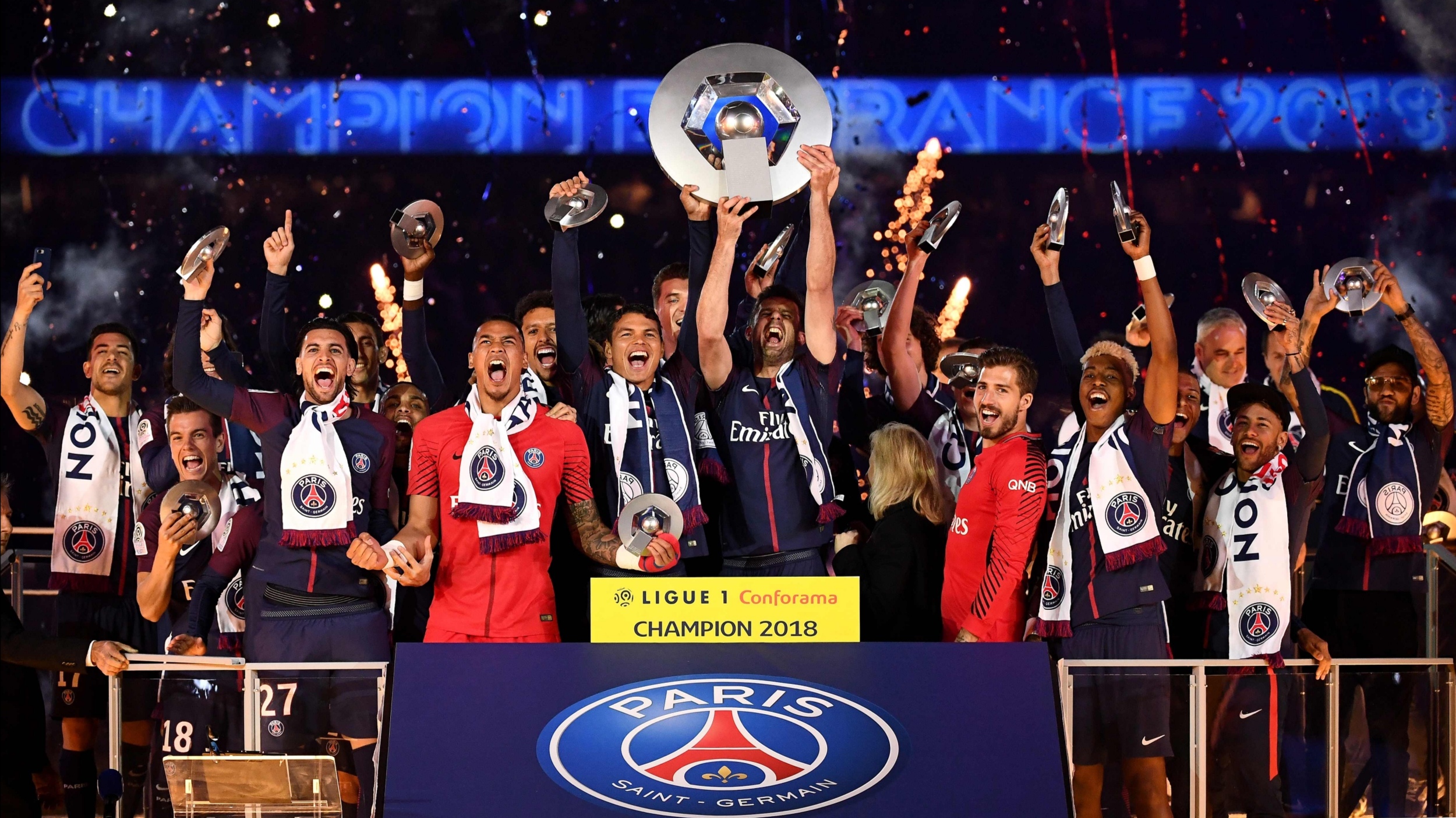 正在进行的欧洲足球联赛，引发球迷热议