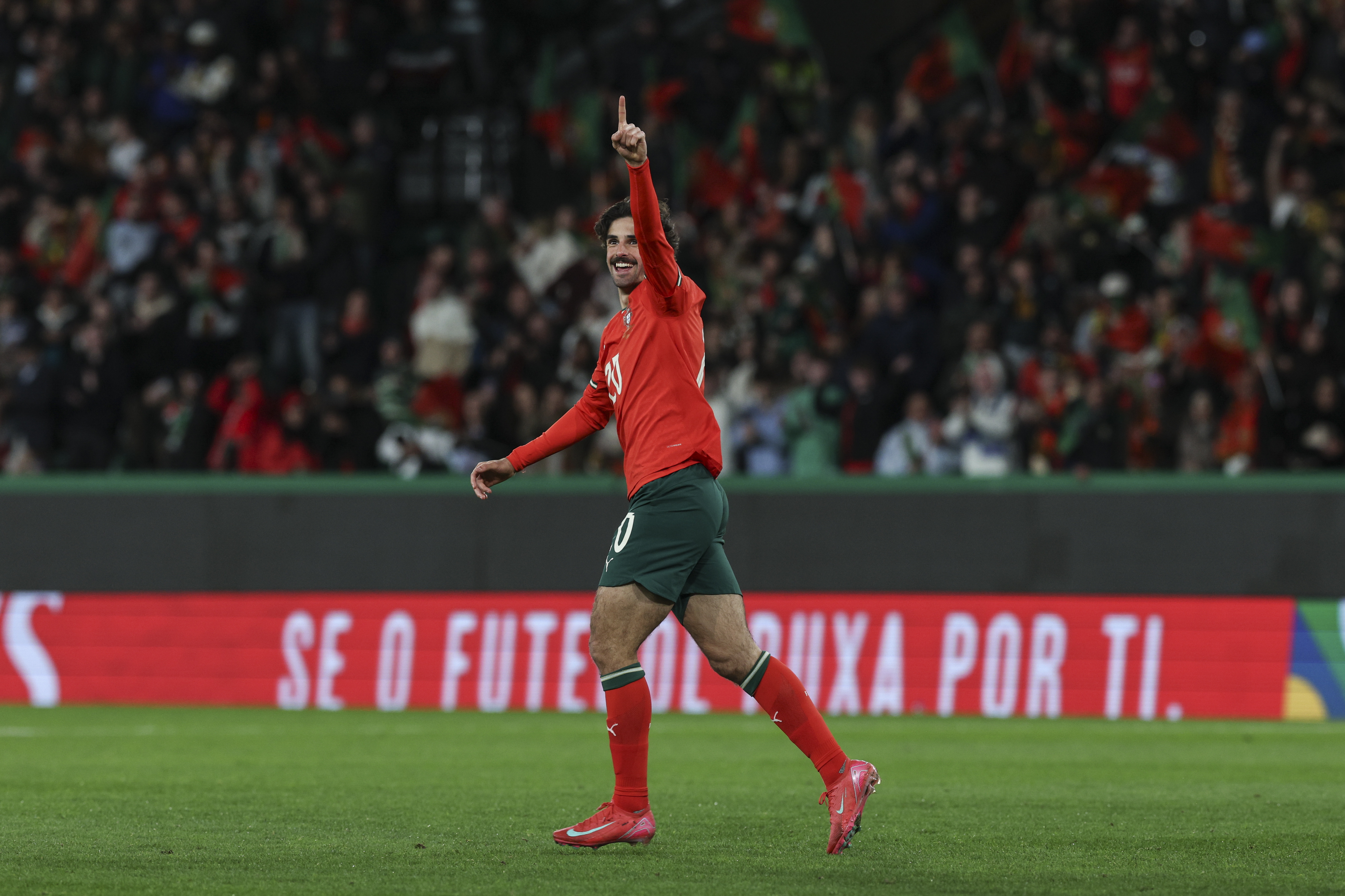 开云体育网页版-英格兰队淘汰葡萄牙晋级欧锦赛半决赛