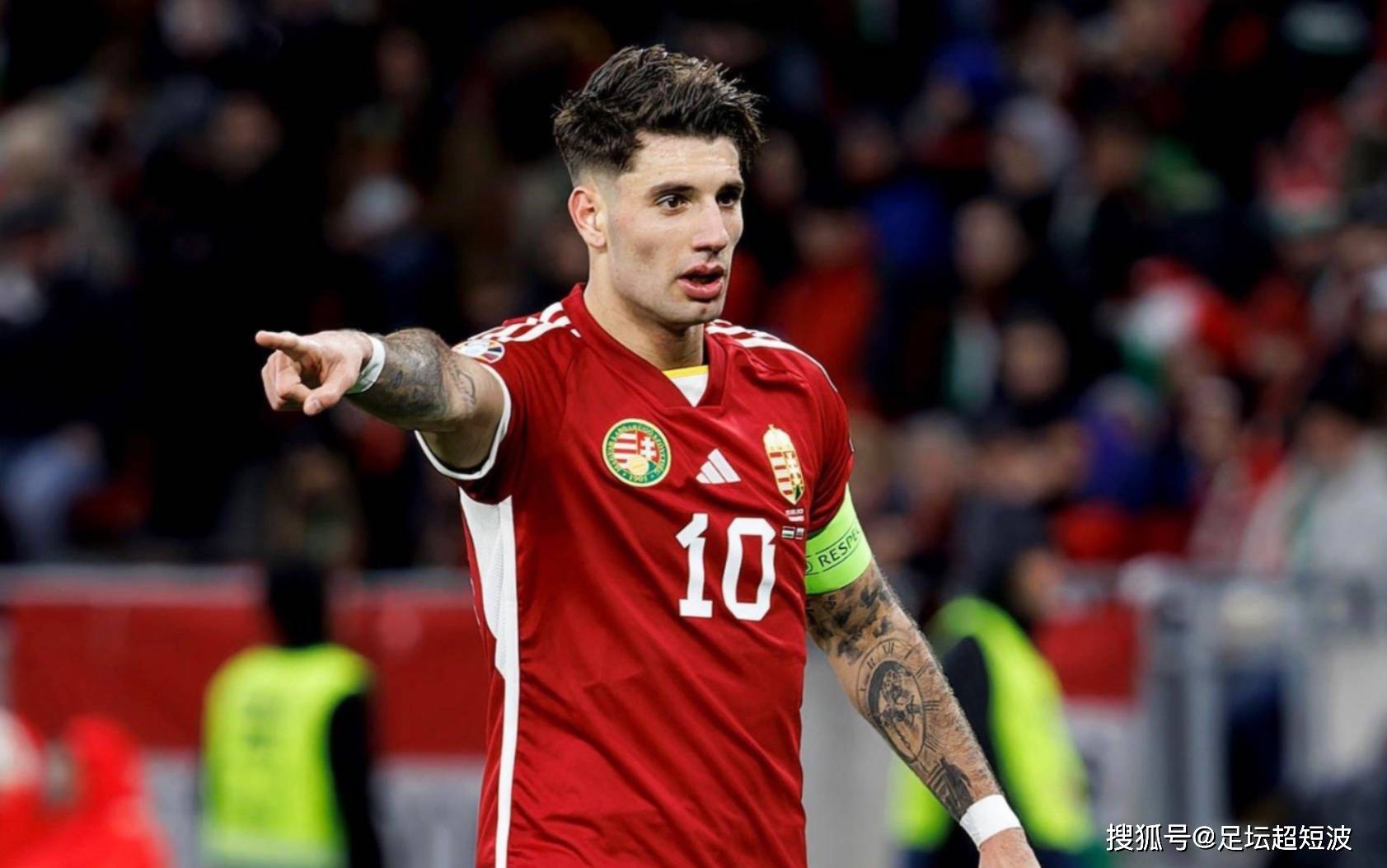 开云体育app下载-匈牙利队在比赛中全力以赴，赢得比分优势