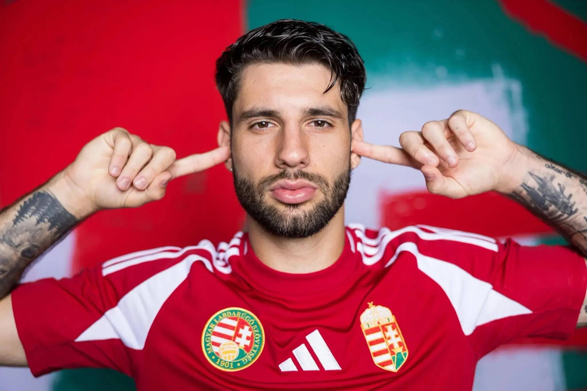 包含匈牙利球队大放异彩,实现国际比赛突破的词条 包含匈牙利球队大放异彩,实现国际比赛突破的词条