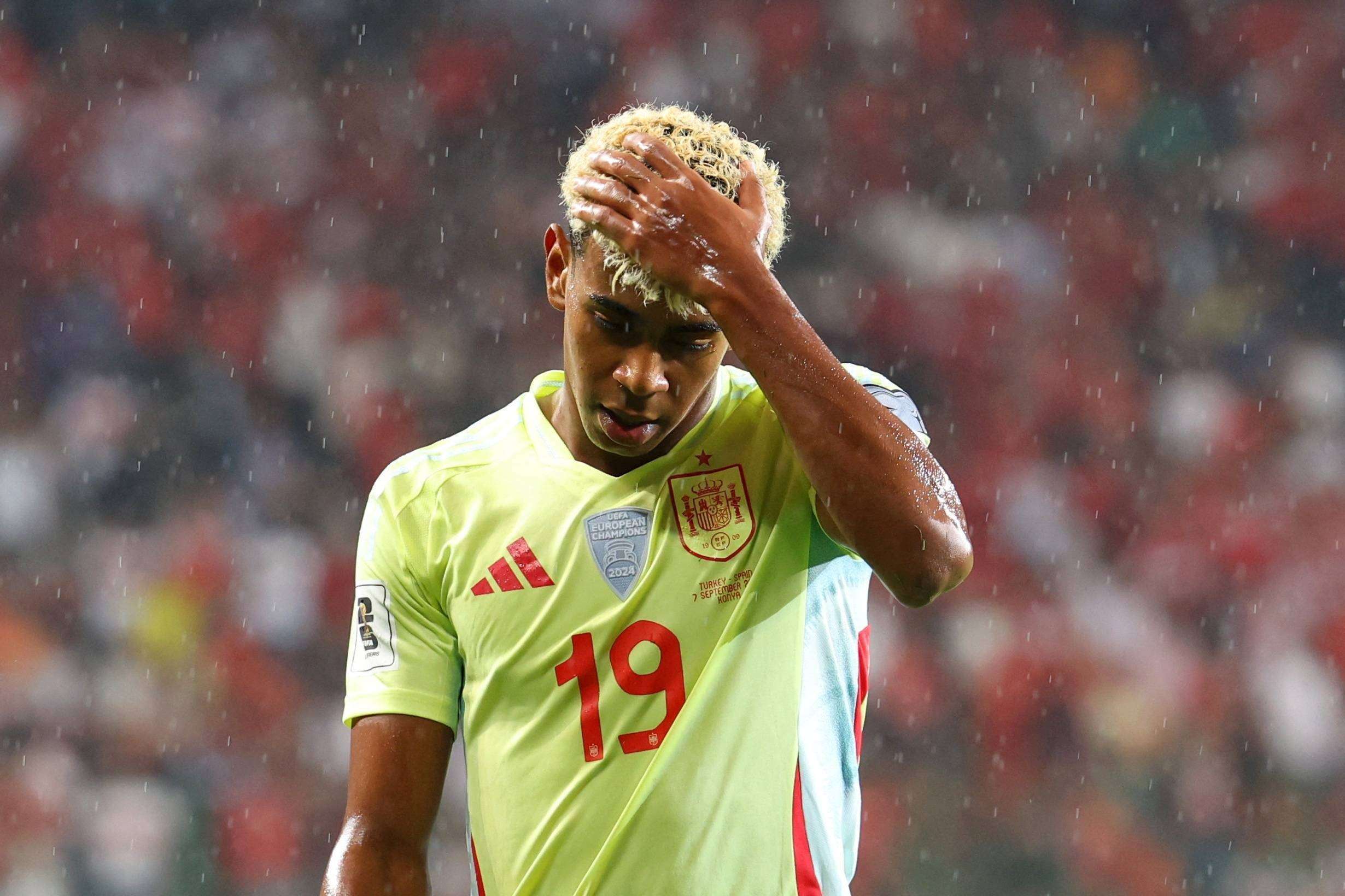 包含皇马逆转莱比锡打比尤文更进面下从的词条