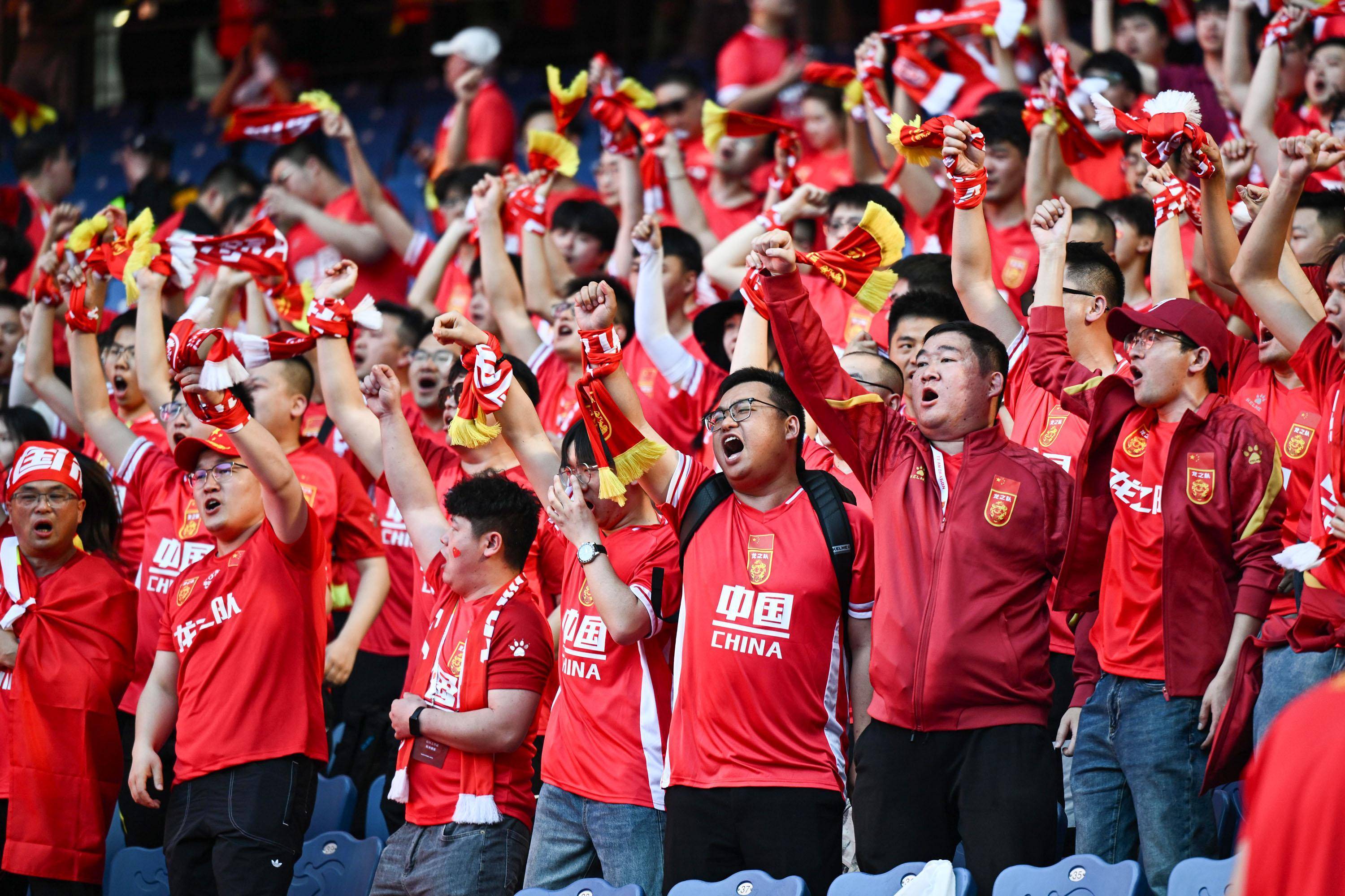 中国足球联赛日渐受到国际关注，成绩斐然的简单介绍